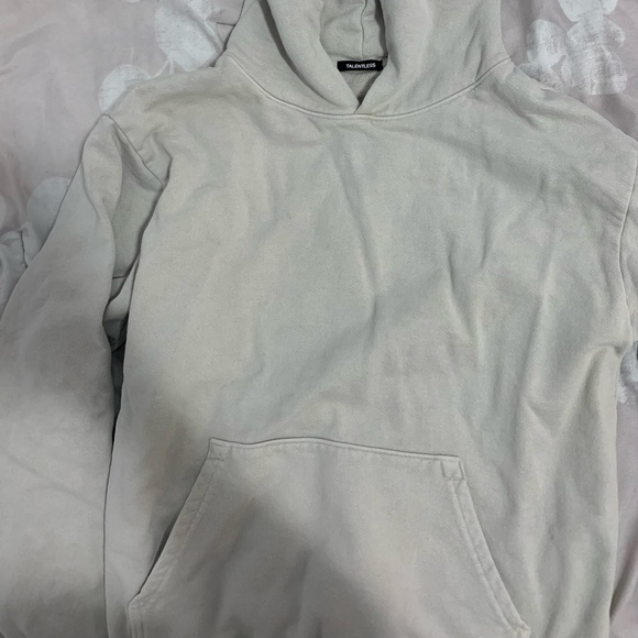 TALENTLESS Hoodie - Picture 3 of 4